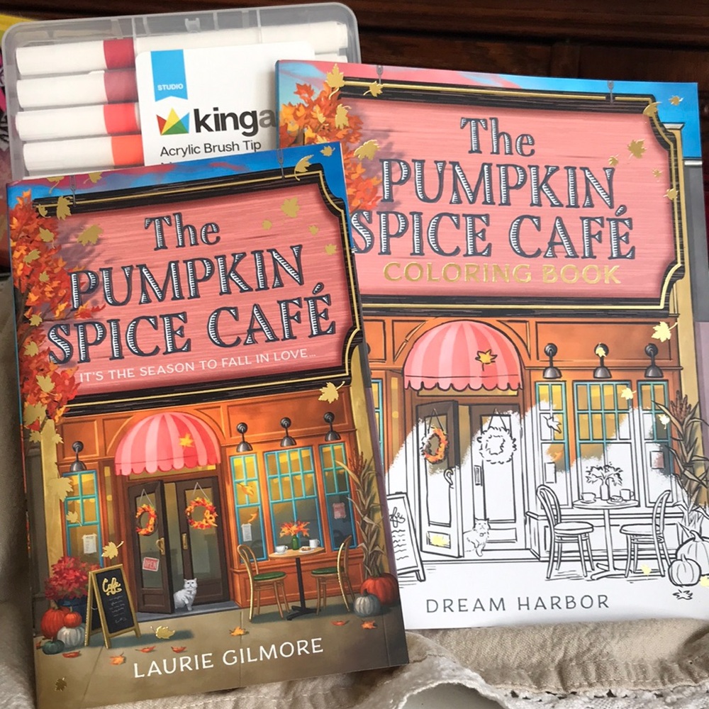 NEW ~ The Pumpkin Spice Café Book Set 🧡